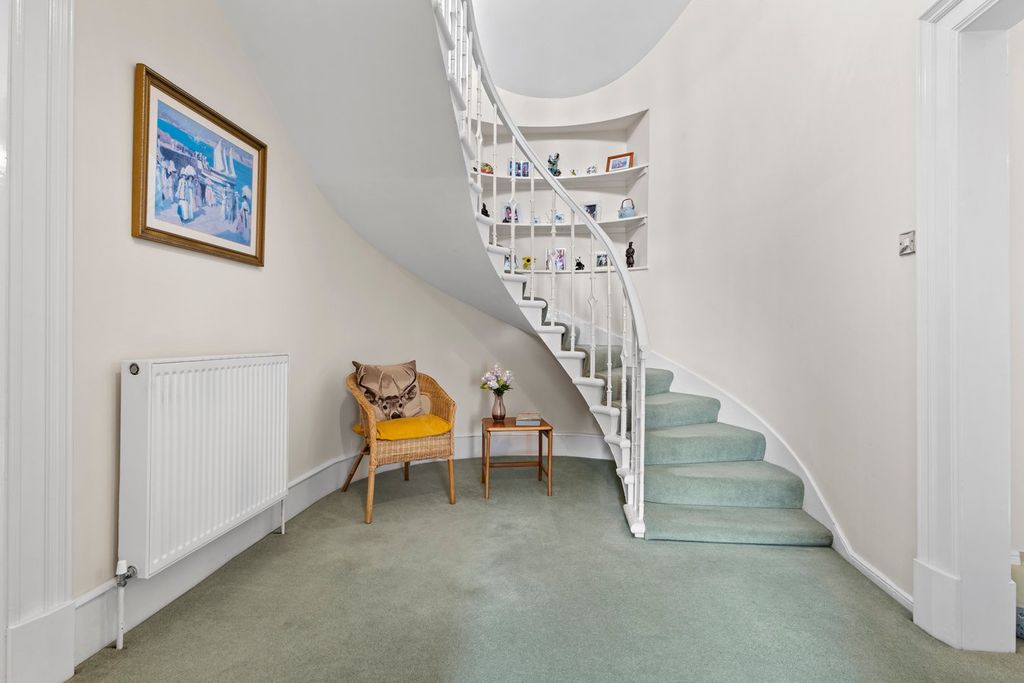 Additional image 2 of 4 bed maisonette for saleLondon Road, Kilmarnock KA3