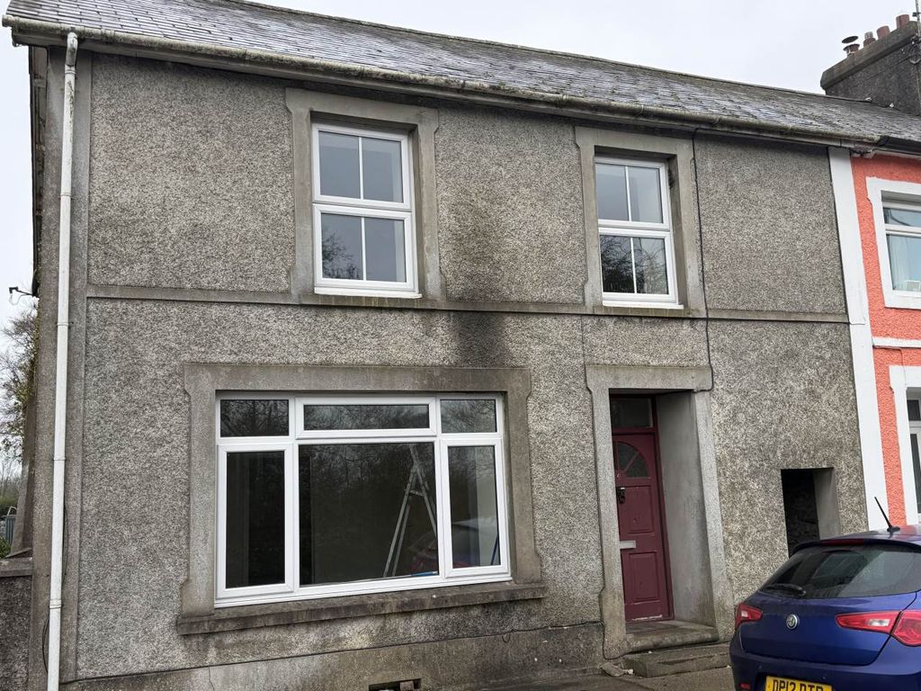 4 bed end terrace house to rentHighmead Terrace, Llanybydder SA40