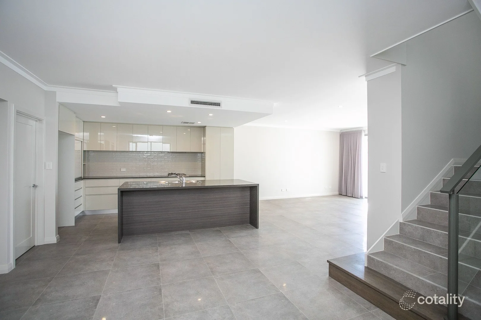 4/43 Troy Terrace, Daglish WA 6008
