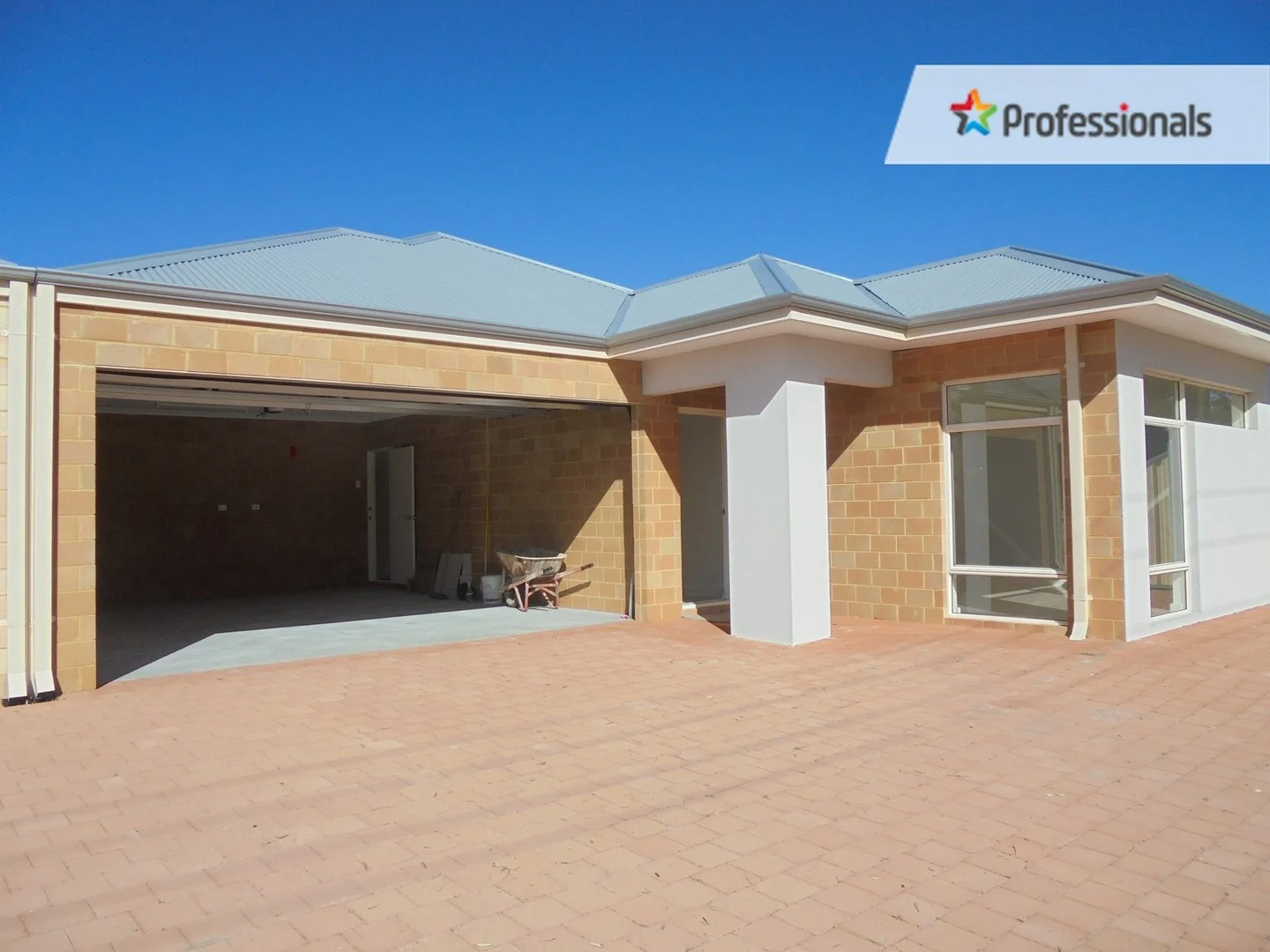 16B Vahland Avenue, Riverton WA 6148