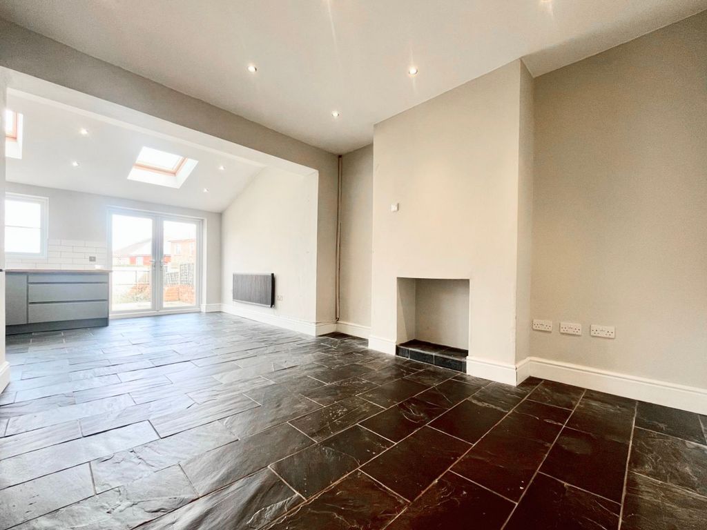 Additional image 9 of 3 bed terraced house to rentChristchurch Road, Newport NP19