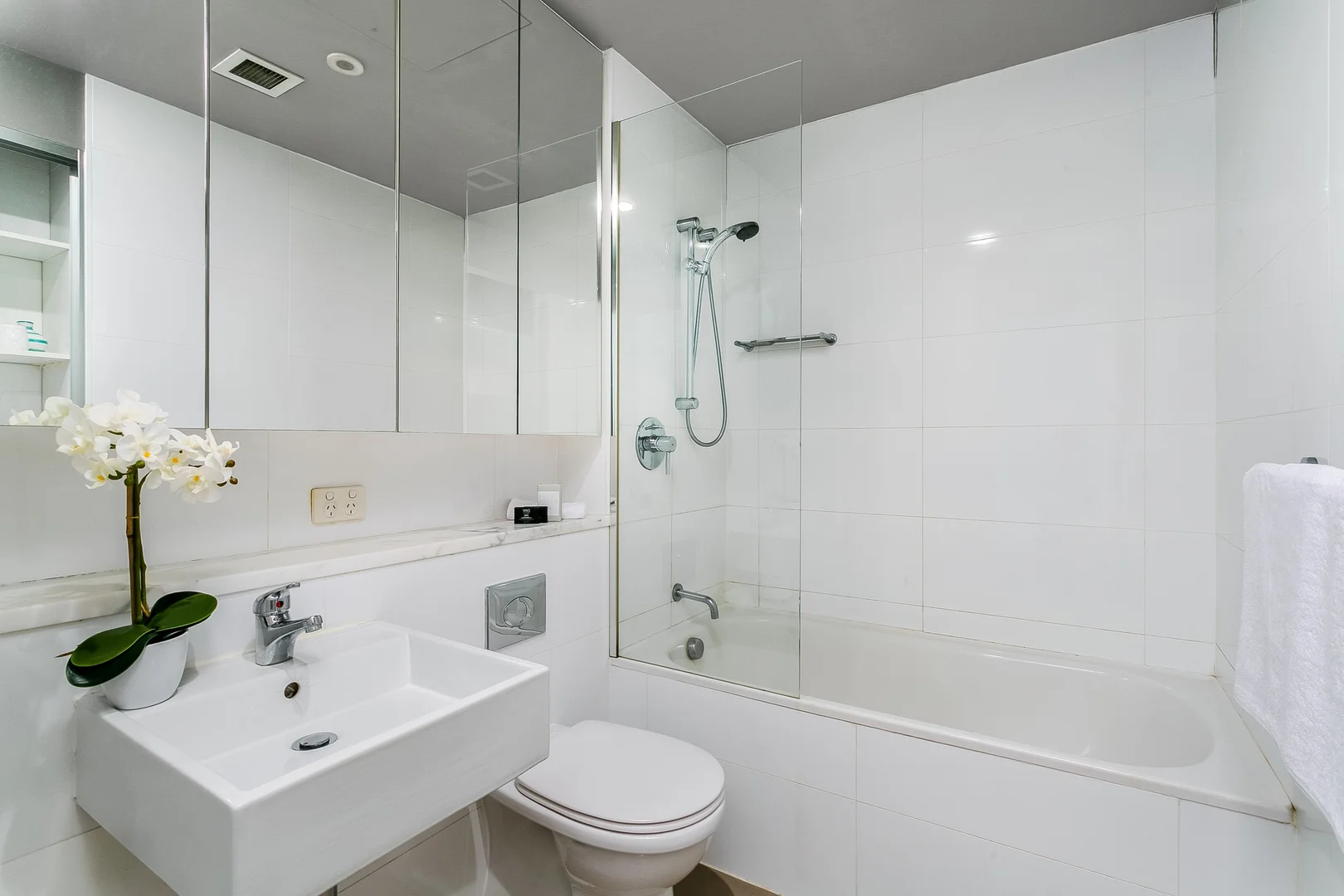Additional image 5 of 00/26 Clarke Street, Crows Nest NSW 2065