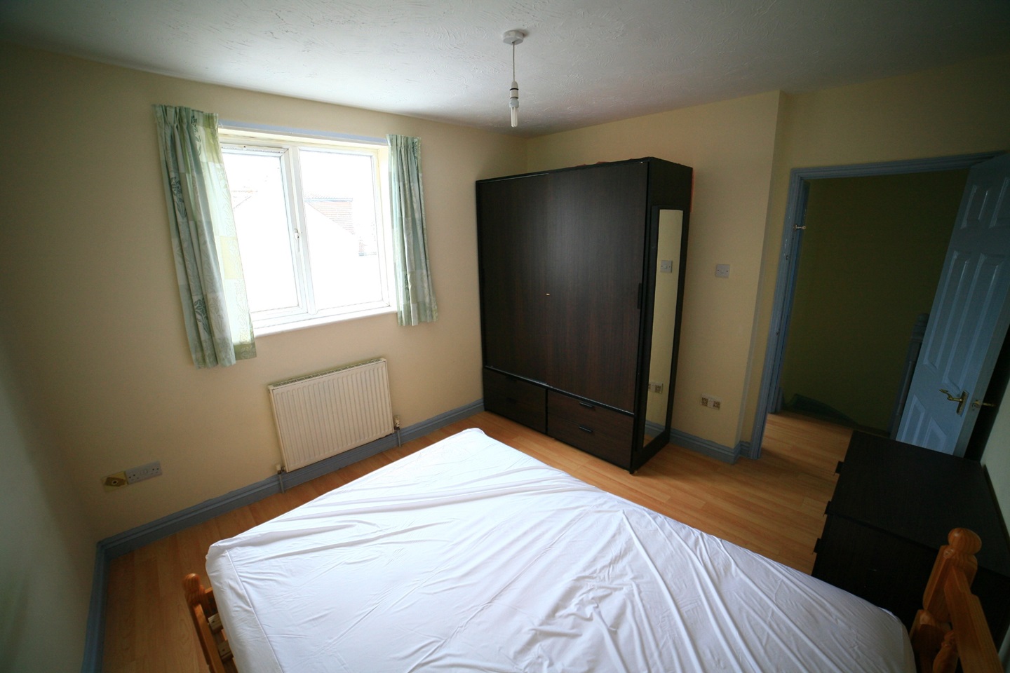 4 Bed Terraced House, Beachgrove Road, BS16, N1 7GU photo 3