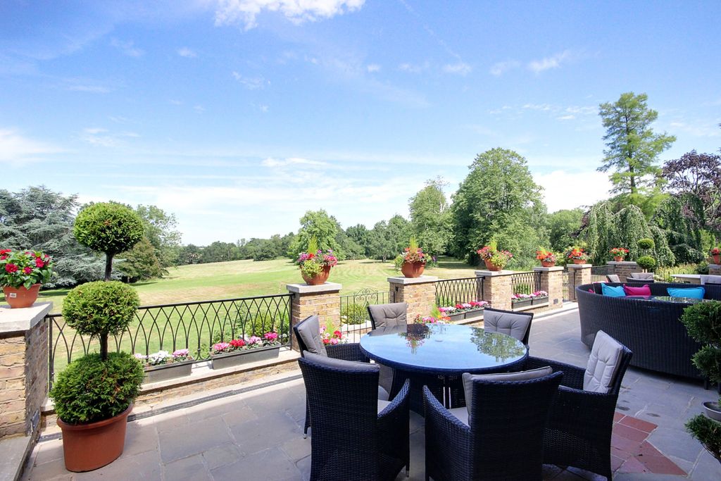Additional image 16 of 9 bed detached house to rentHadley Green Road, Barnet EN5