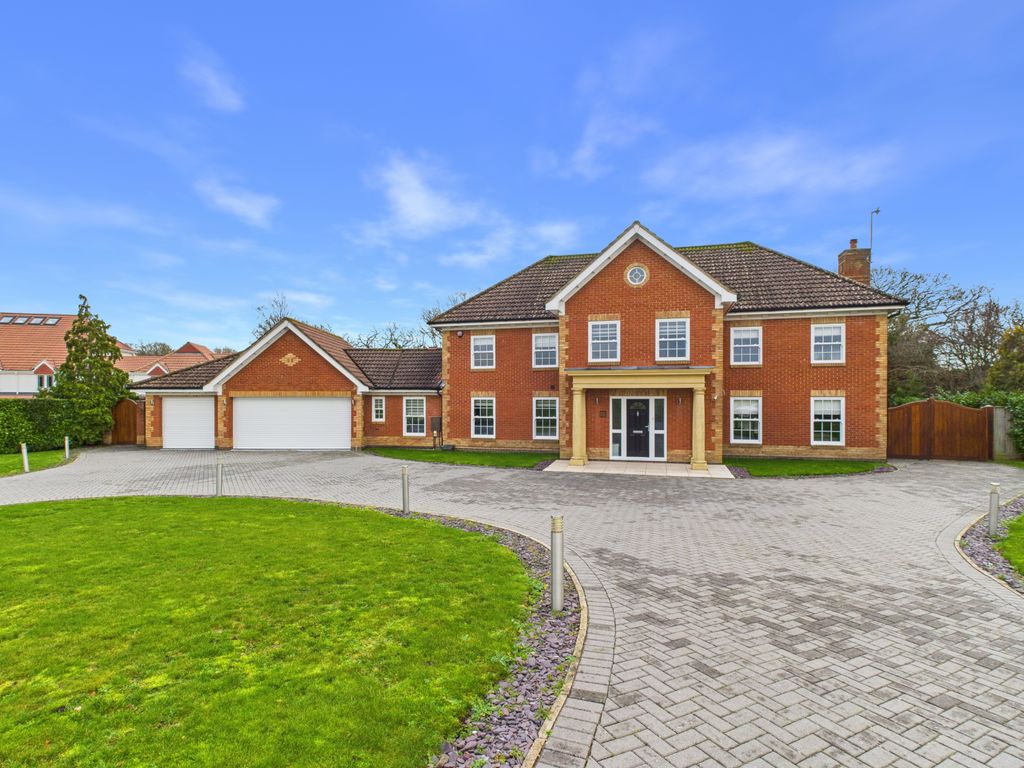 5 bed detached house to rentSkylark Meadows, Whiteley PO15