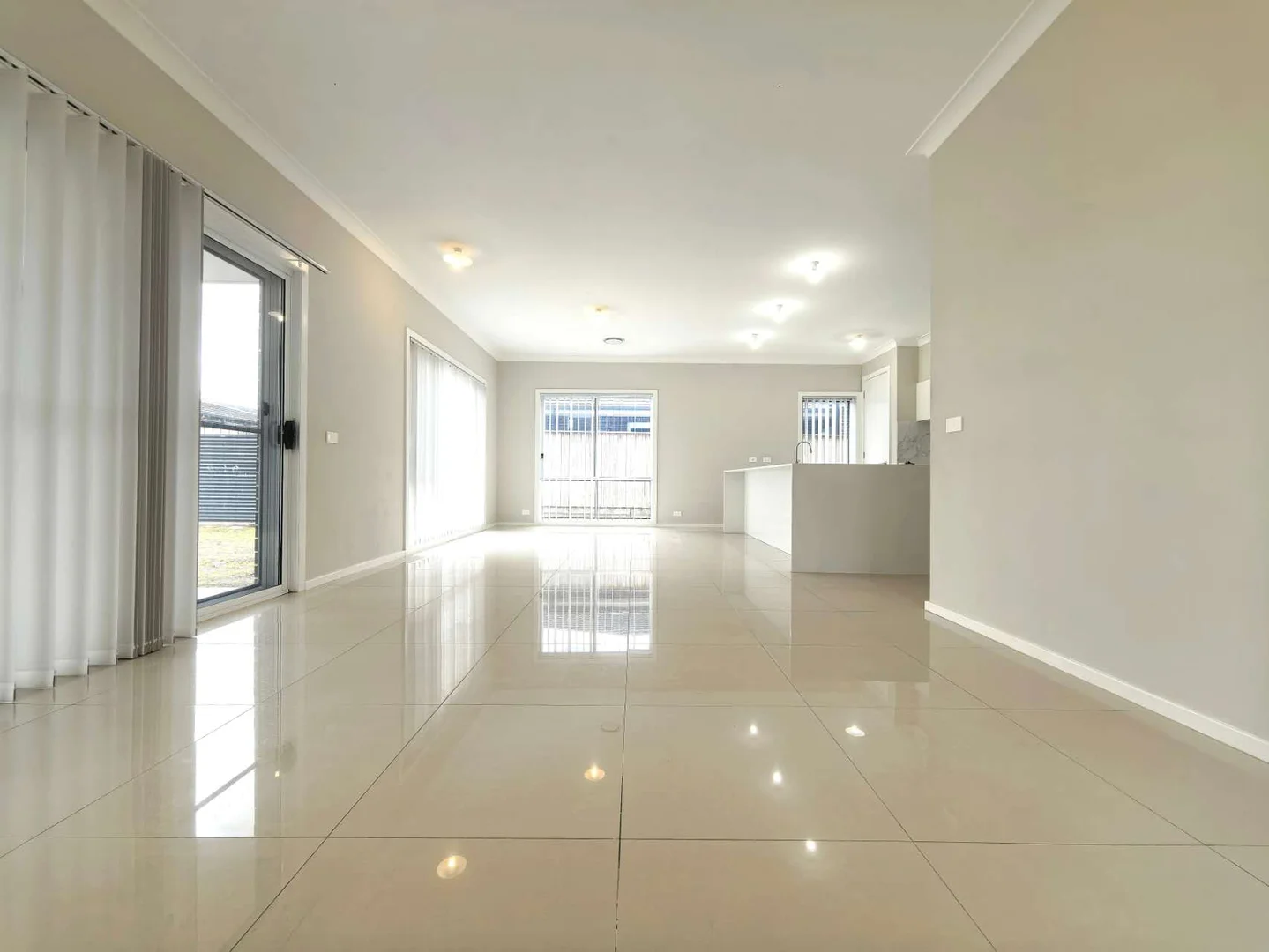 Additional image 6 of 83 PLEASANT CIRCUIT, Gledswood Hills NSW 2557