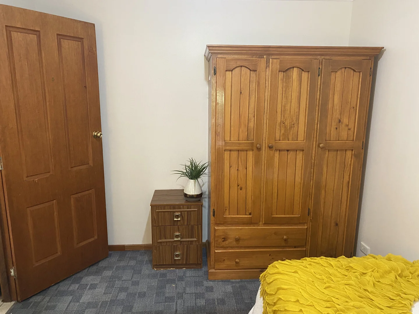 Additional image 4 of Rooms/54 Naughton Avenue, Birmingham Gardens NSW 2287