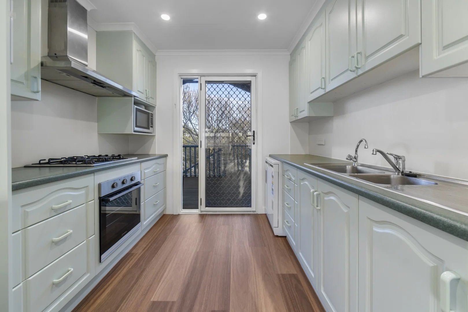 Additional image 26 of 3 WENTWORTH STREET, Beachport SA 5280