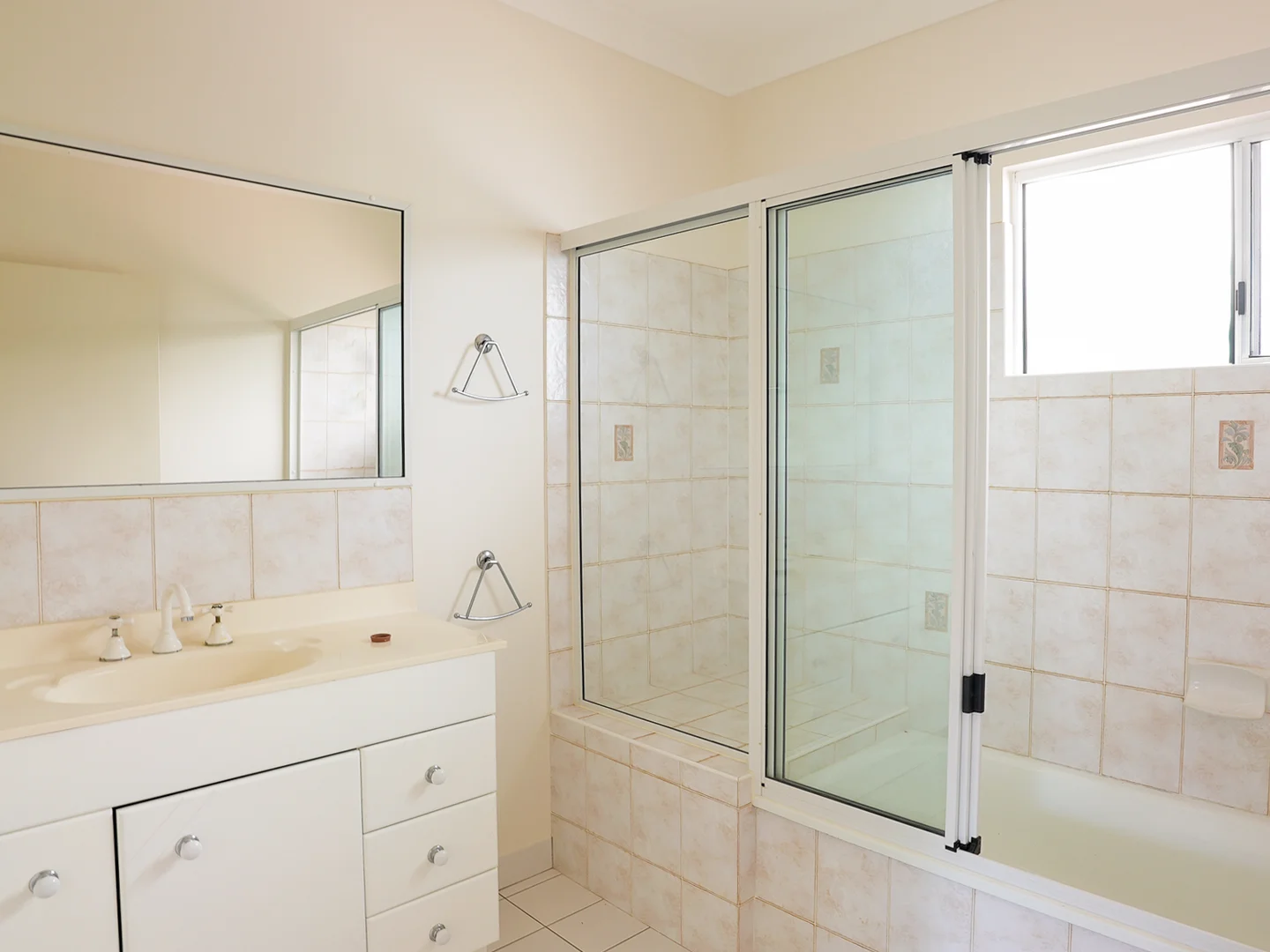 Additional image 7 of 21 Hoop Street, Kirwan QLD 4817