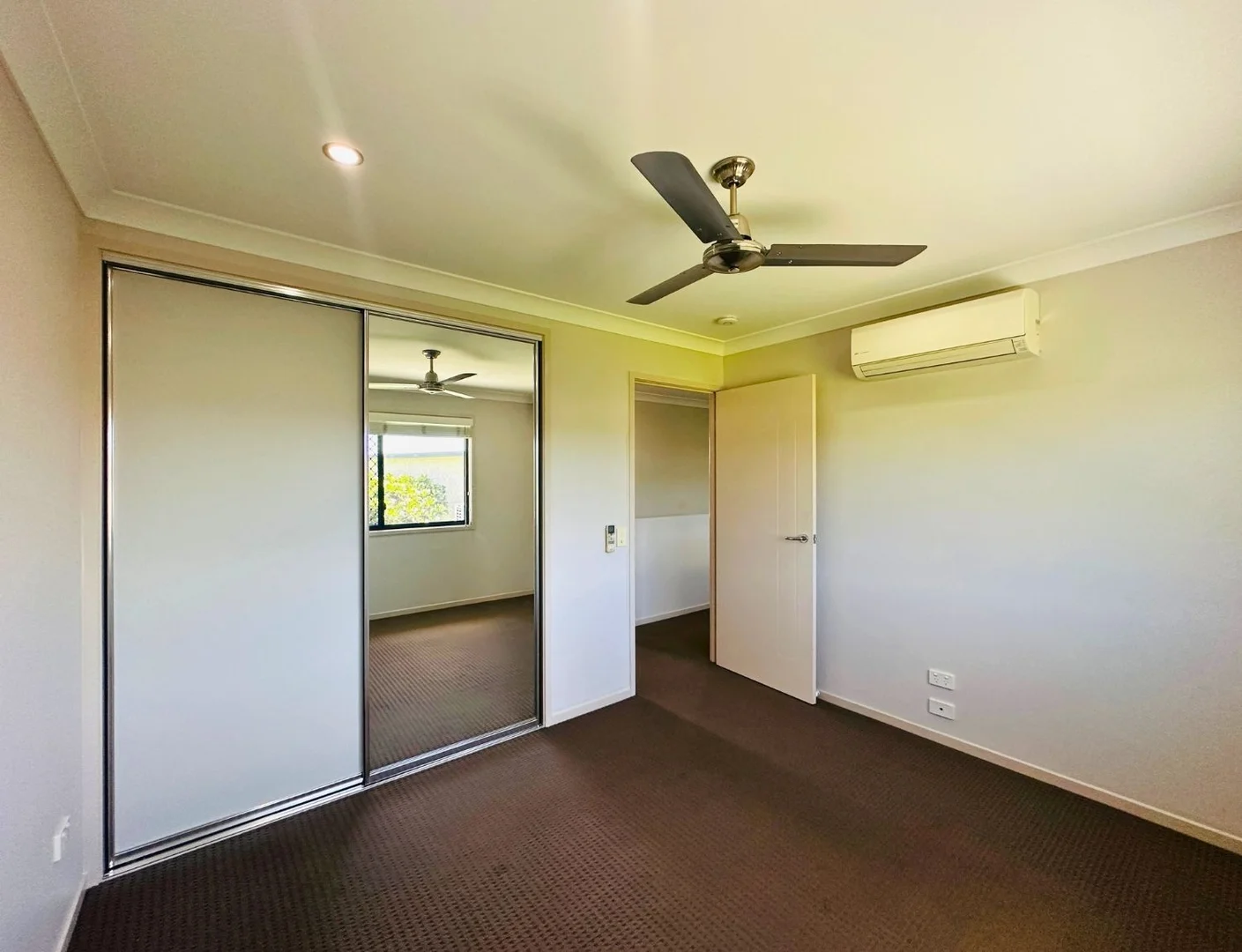 Additional image 9 of 6/8-10 Lambert Drive, Moranbah QLD 4744