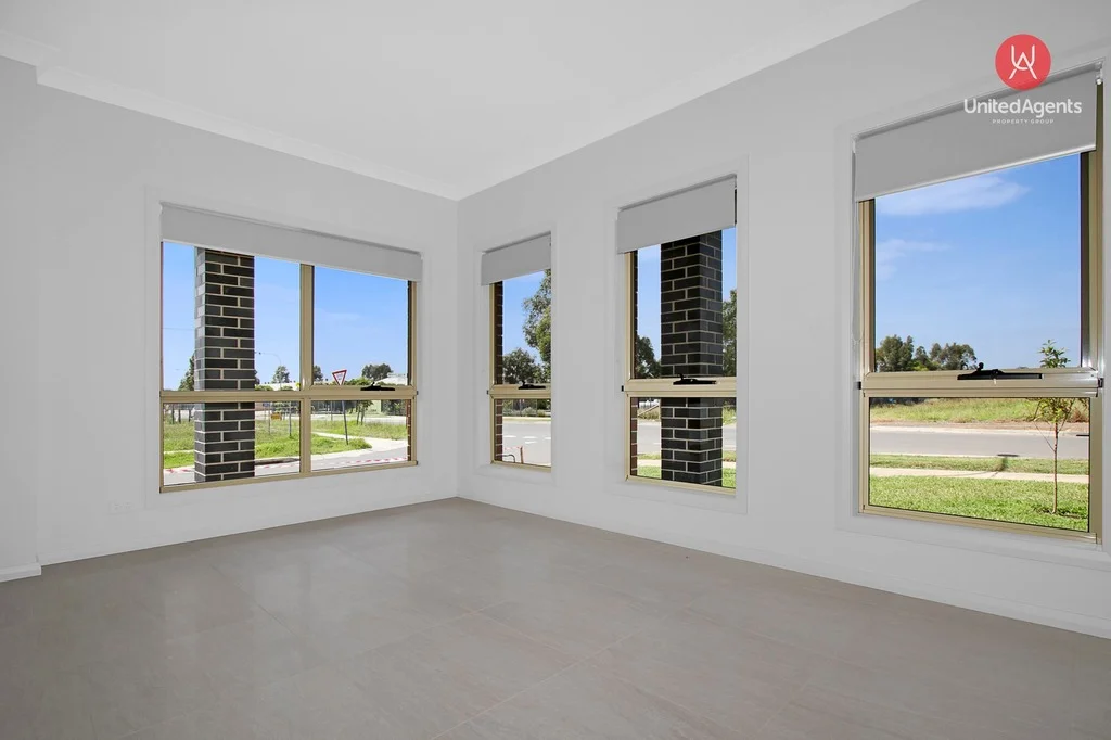 Additional image 3 of 47 Southern Cross Drive, Middleton Grange NSW 2171