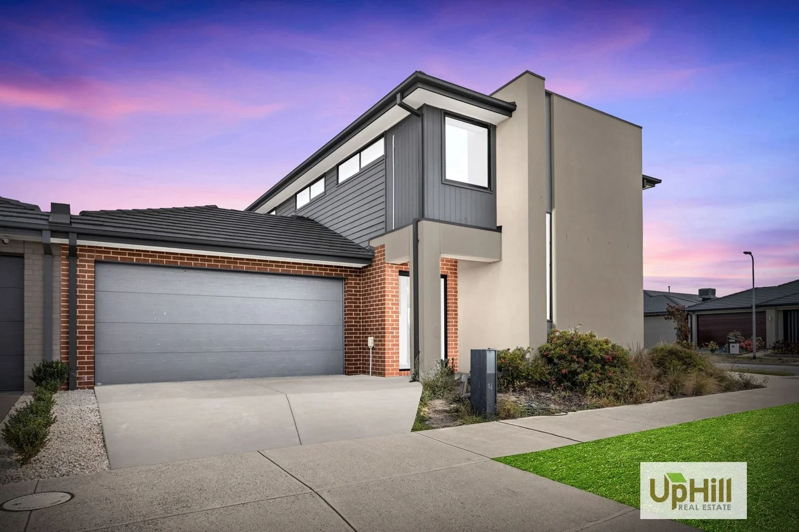 32 Bronnie St., Clyde North VIC 3978