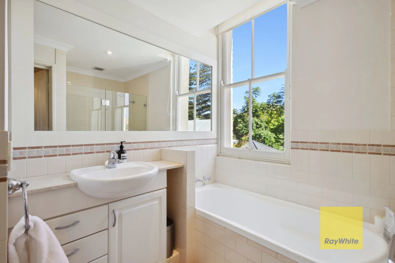 Additional image 9 of 4/14 Athelstan Road, Cottesloe WA 6011