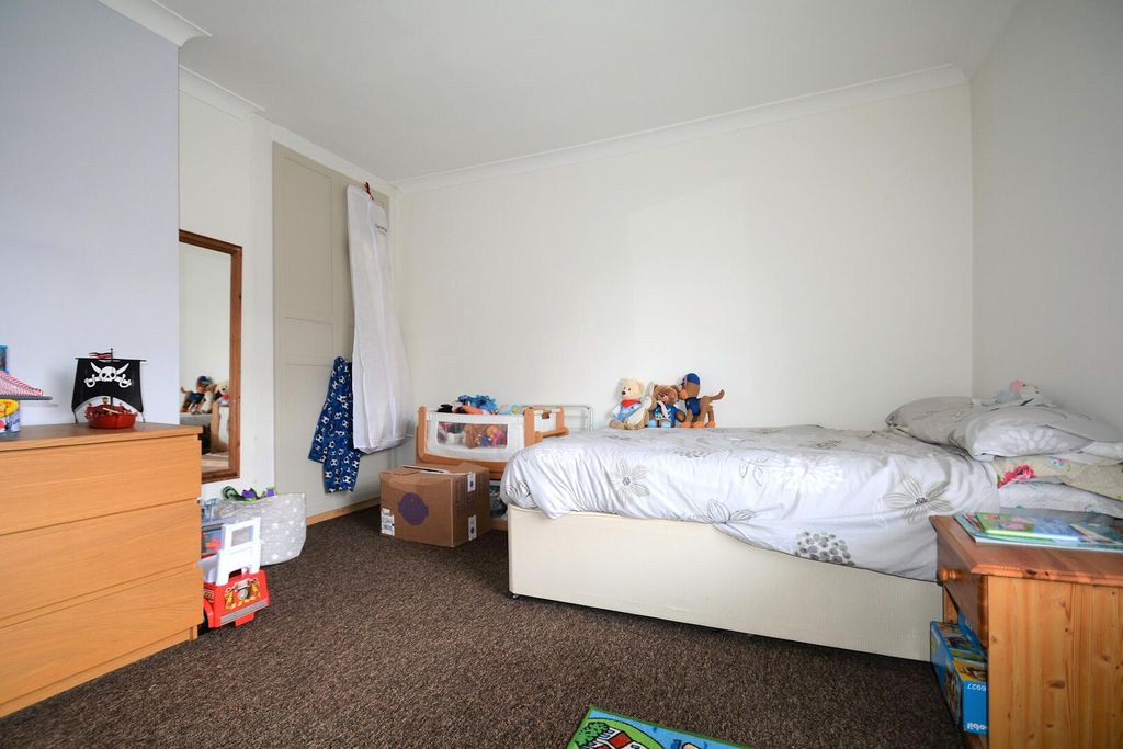 Additional image 7 of 2 bed end terrace house to rentWorsley Road, Newport PO30