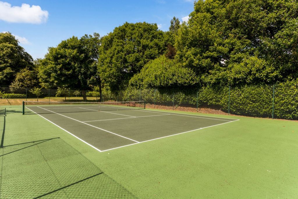 Additional image 4 of 3 bed flat to rentWoolmer Lane, Bramshott, Liphook GU30
