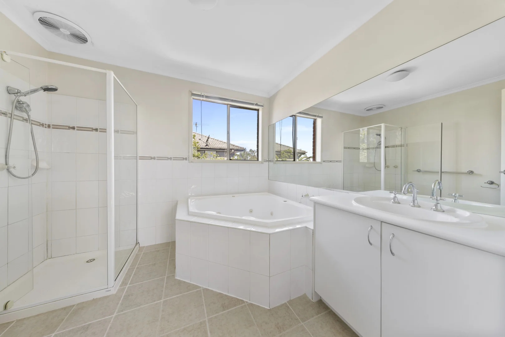 Additional image 15 of 4 Salford Lane, Caroline Springs VIC 3023