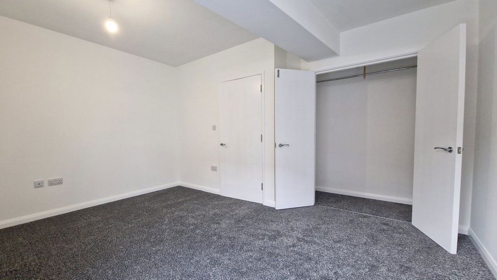 Additional image 14 of 2 bed flat to rentOld Town, Hemel Hempstead (F1) HP1