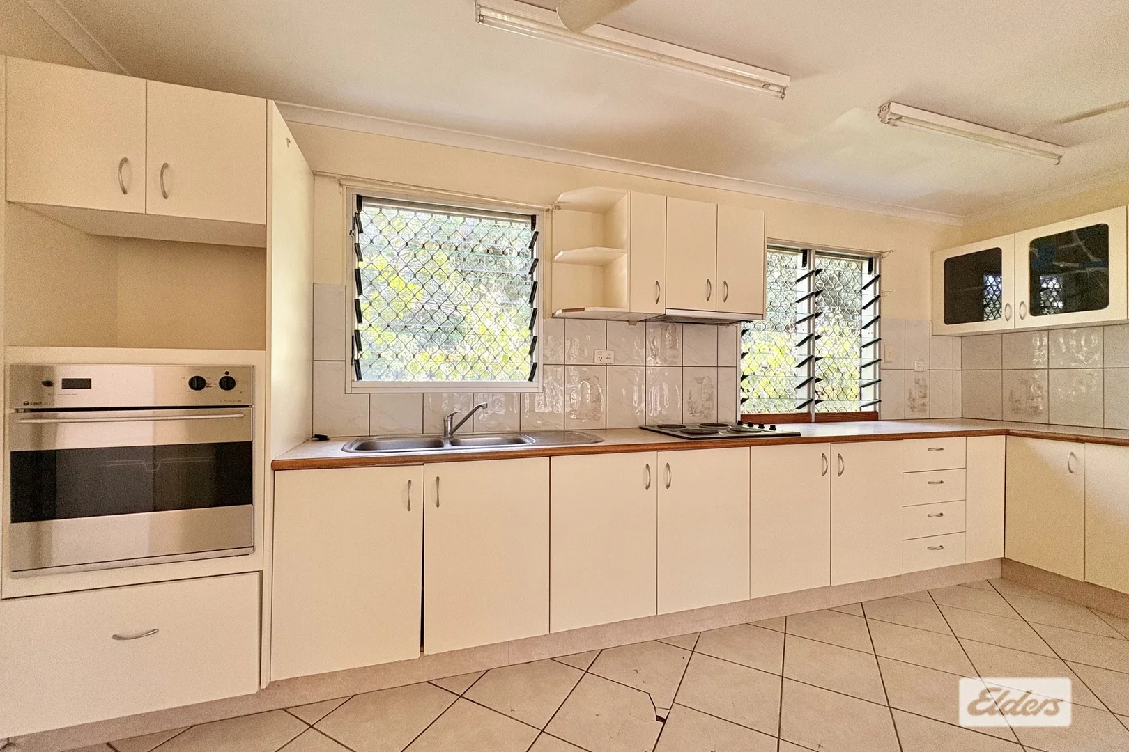 Additional image 3 of 17 Elliot Street, Katherine NT 0850