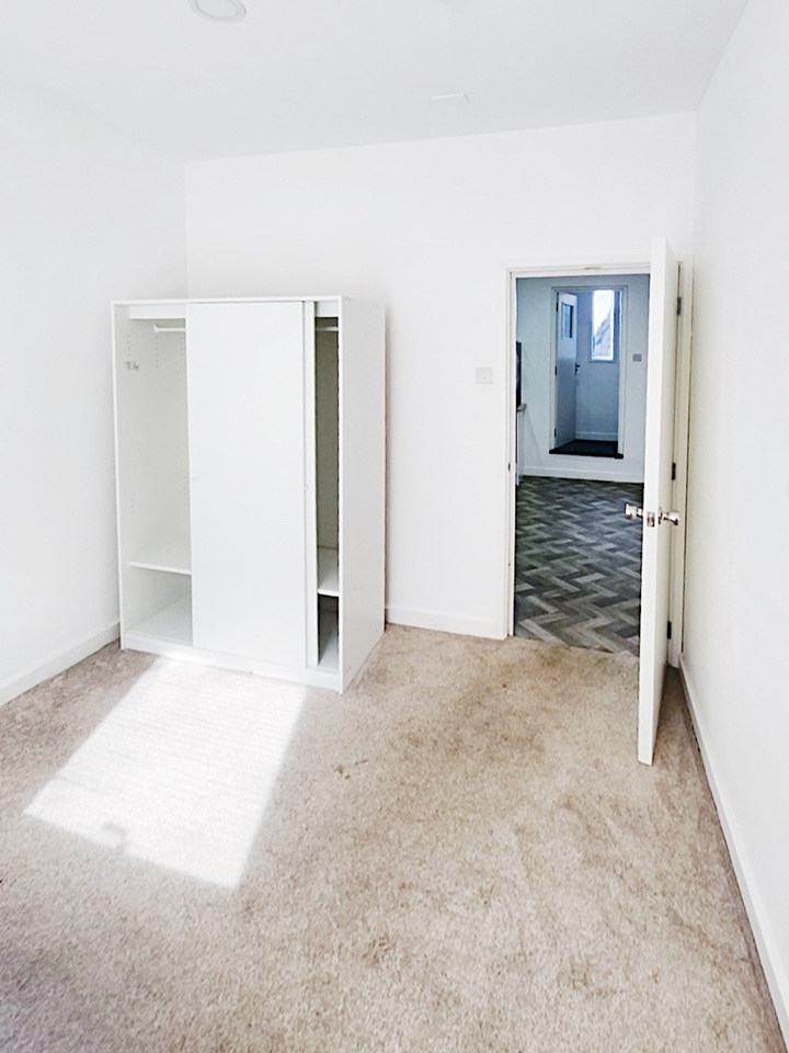 Room in a Shared Flat, Fishponds Road, BS5, N1 7GU photo 3