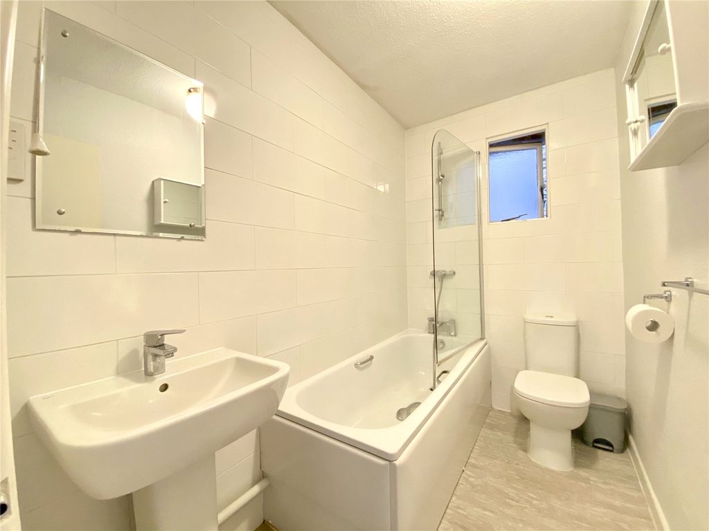 Additional image 4 of 1 bed flat to rentOsborne Road, Clifton, Bristol, Somerset BS8
