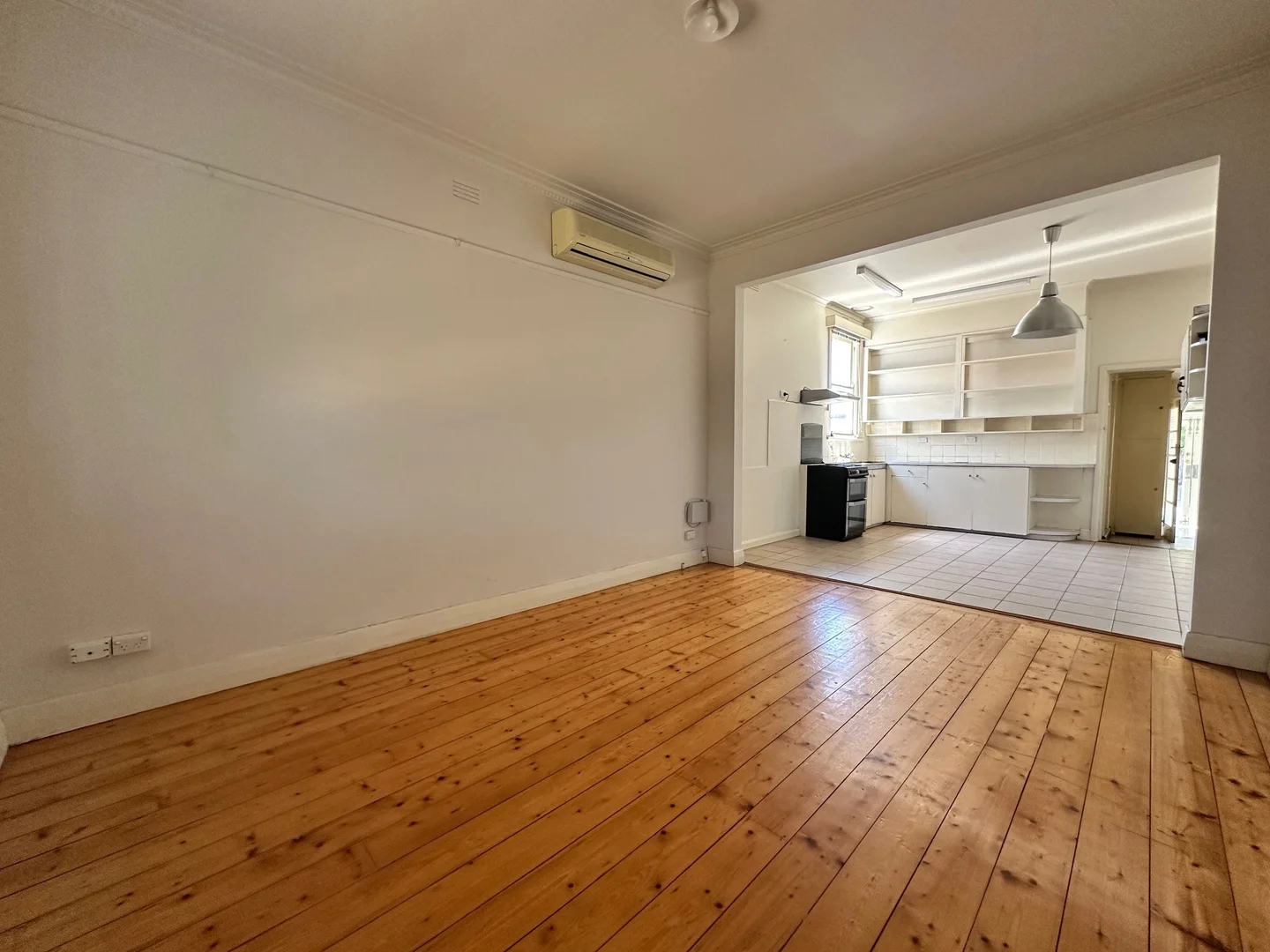 Additional image 5 of 4 Sussex Street, Pascoe Vale South VIC 3044