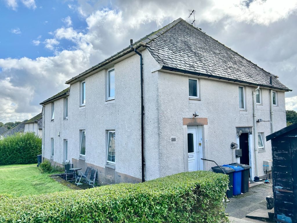 2 bed flat to rentBeeches Road, Clydebank G81