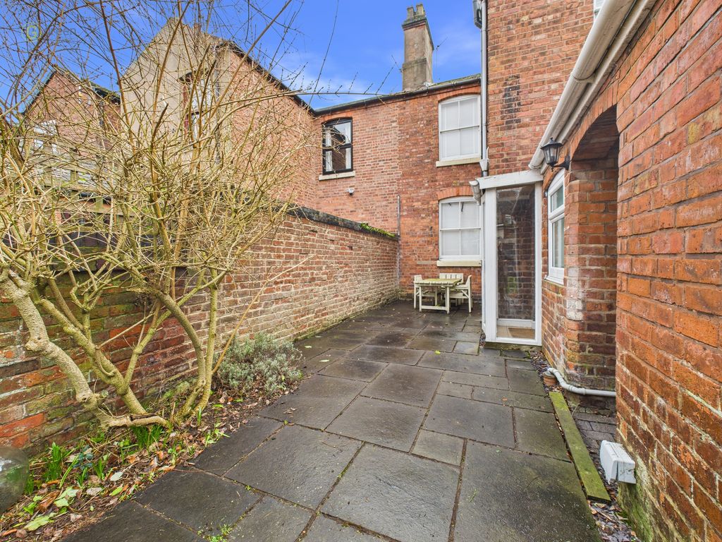 Additional image 15 of 4 bed end terrace house for saleVictoria Road, Tamworth B79