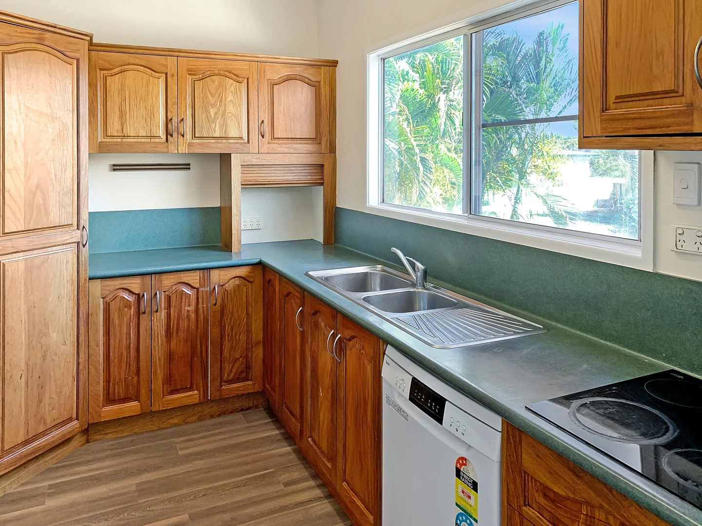 Additional image 4 of 35 Cuthbert Street, Moranbah QLD 4744