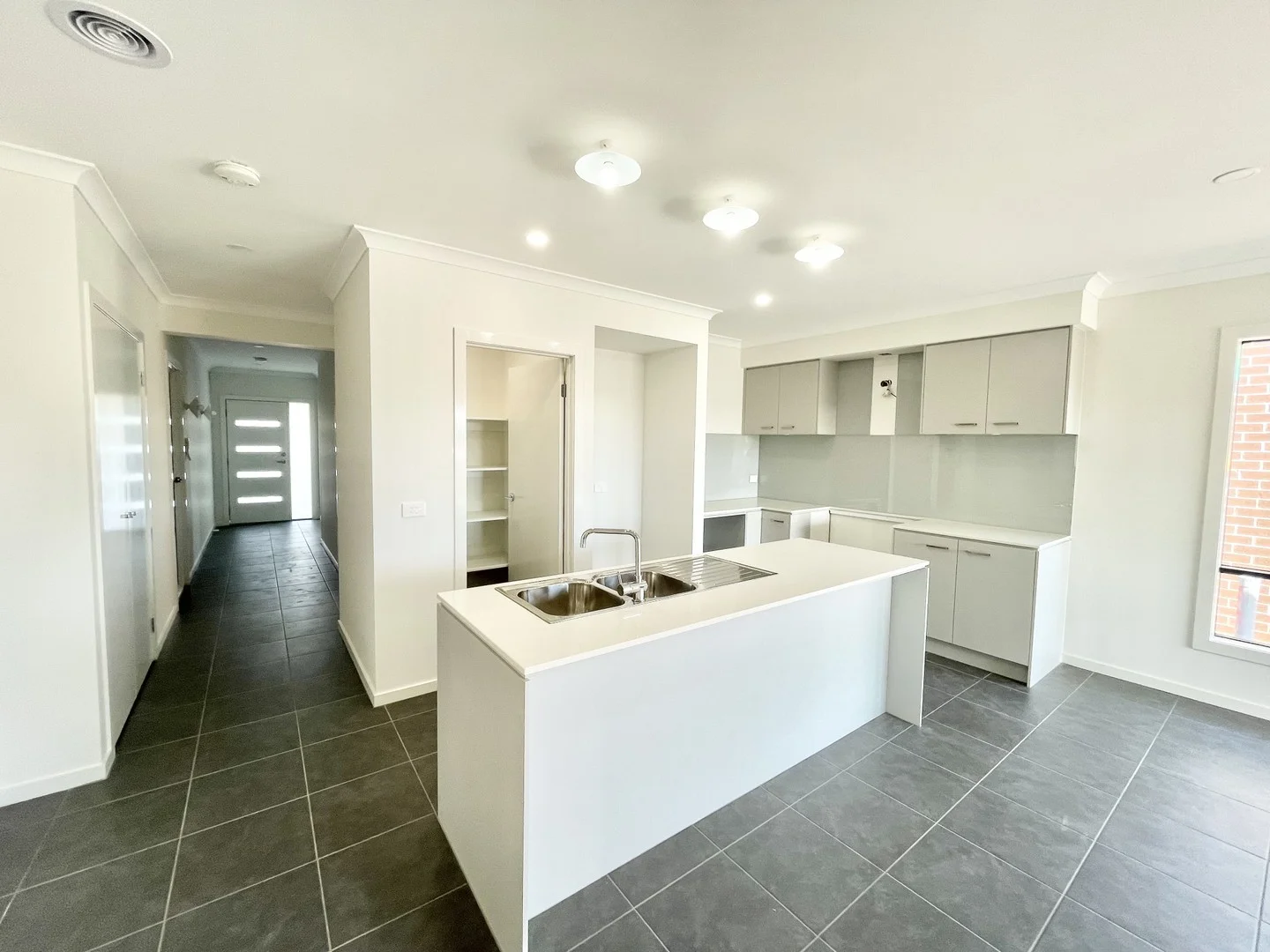 13 Lowell Road, Tarneit VIC 3029