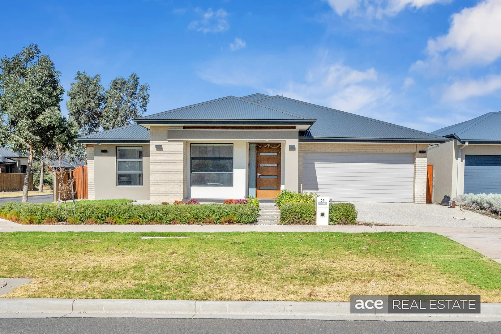 31 Rondo Drive, Manor Lakes VIC 3024