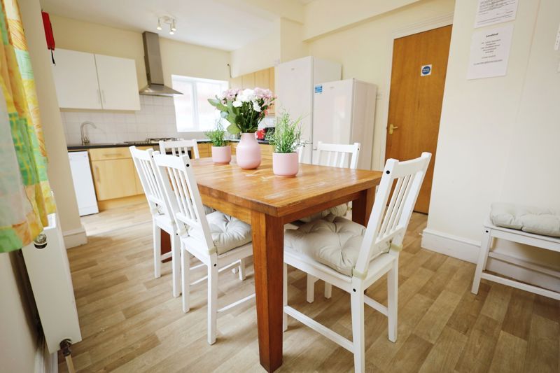 Additional image 2 of 7 bed shared accommodation to rentWindsor Road, Boscombe BH5