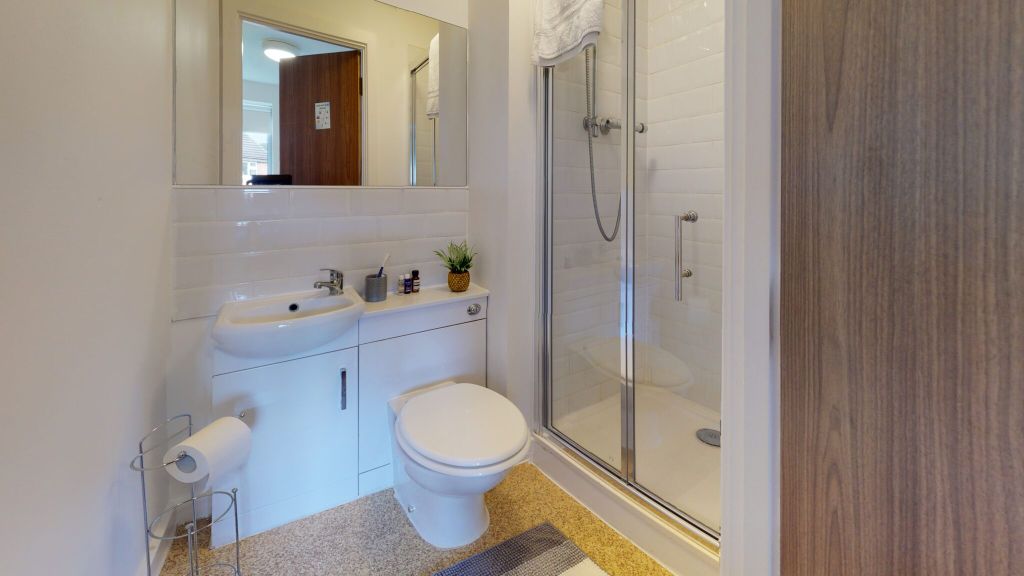 Studio to rentPark Street, Luton LU1 photo 2