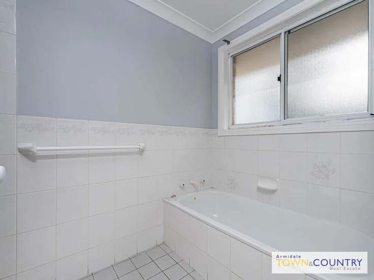 Additional image 10 of 7 Baird Place, Armidale NSW 2350