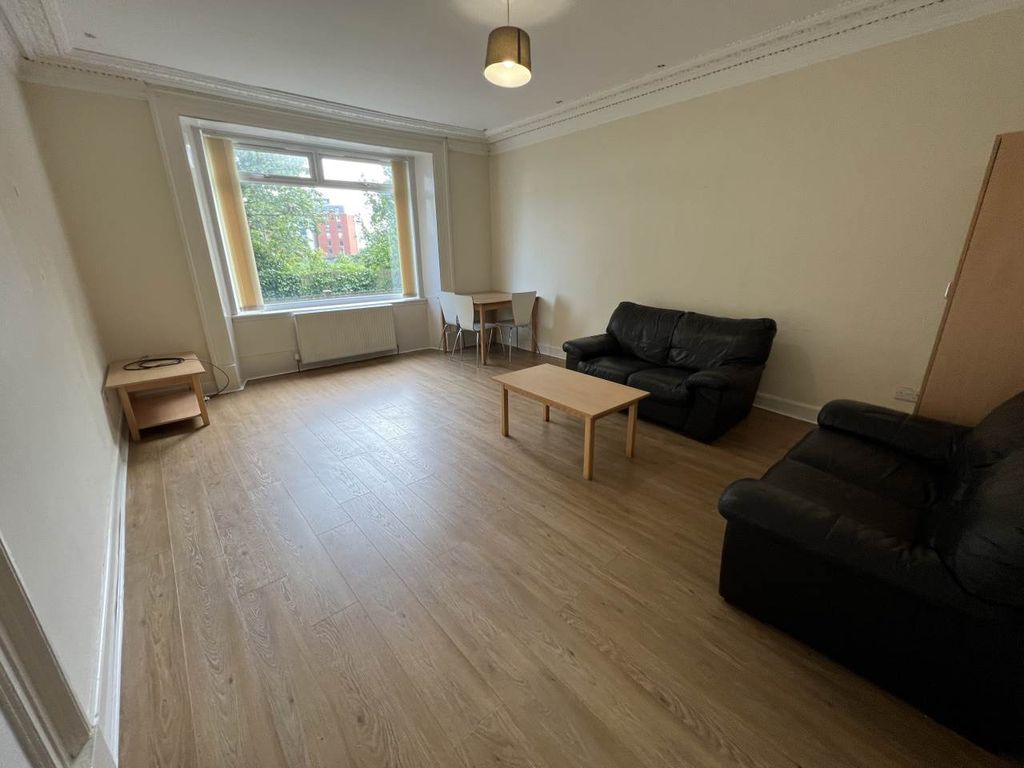 3 bed flat to rentRoseangle, Dundee DD1 photo 2