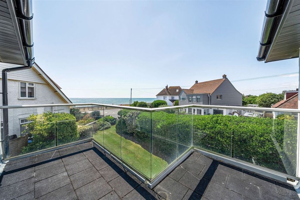 Additional image 11 of 5 bed detached house to rent25 First Avenue, Felpham, Bognor Regis, West Sussex PO22