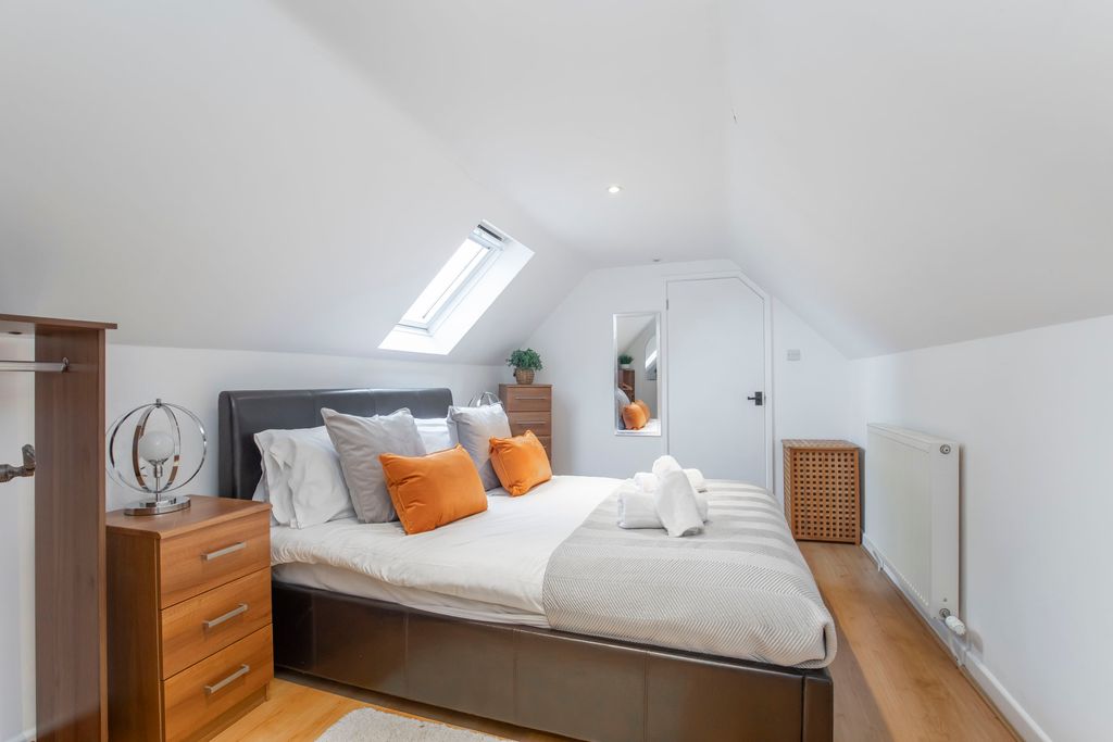 Additional image 9 of 1 bed detached house to rentMain Road, Shurdington, Cheltenham GL51