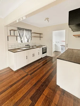 Additional image 6 of 1/60 Kynance Street, Leichhardt QLD 4305