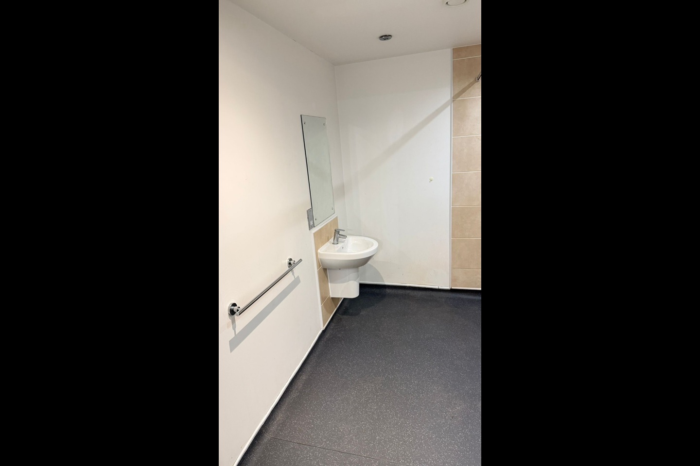 Studio Flat, Pearl Works, S1, N1 7GU photo 5