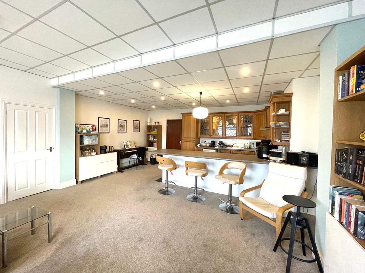 2 Bed Flat, Westbury-On-Trym, BS10, N1 7GU photo 3