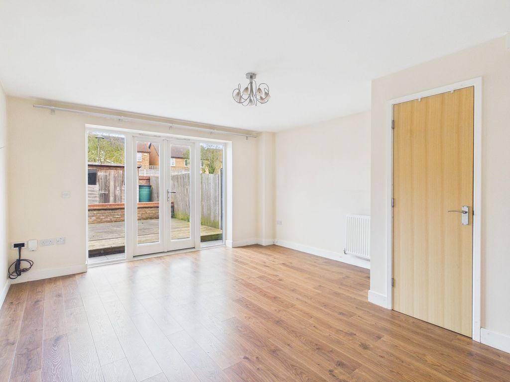Additional image 2 of 3 bed terraced house to rentSamwell Lane, Upton NN5
