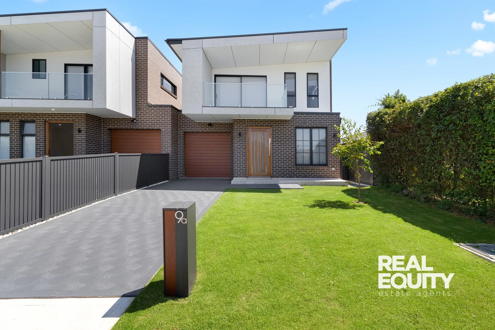 9a Banbury Crescent, Chipping Norton NSW 2170