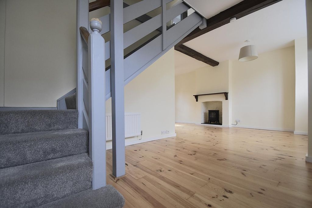 Additional image 12 of 3 bed property to rentHigh Street, Carisbrooke, Newport PO30
