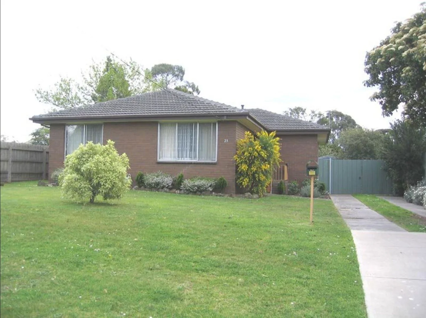 23 Beaconsfield Ave, Beaconsfield VIC 3807