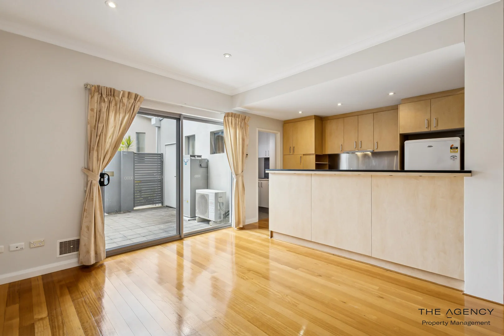4/1 Park Road, Nedlands WA 6009 photo 5