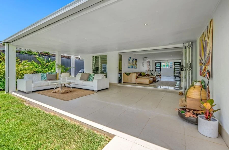 103 Monaco Street, Broadbeach Waters QLD 4218