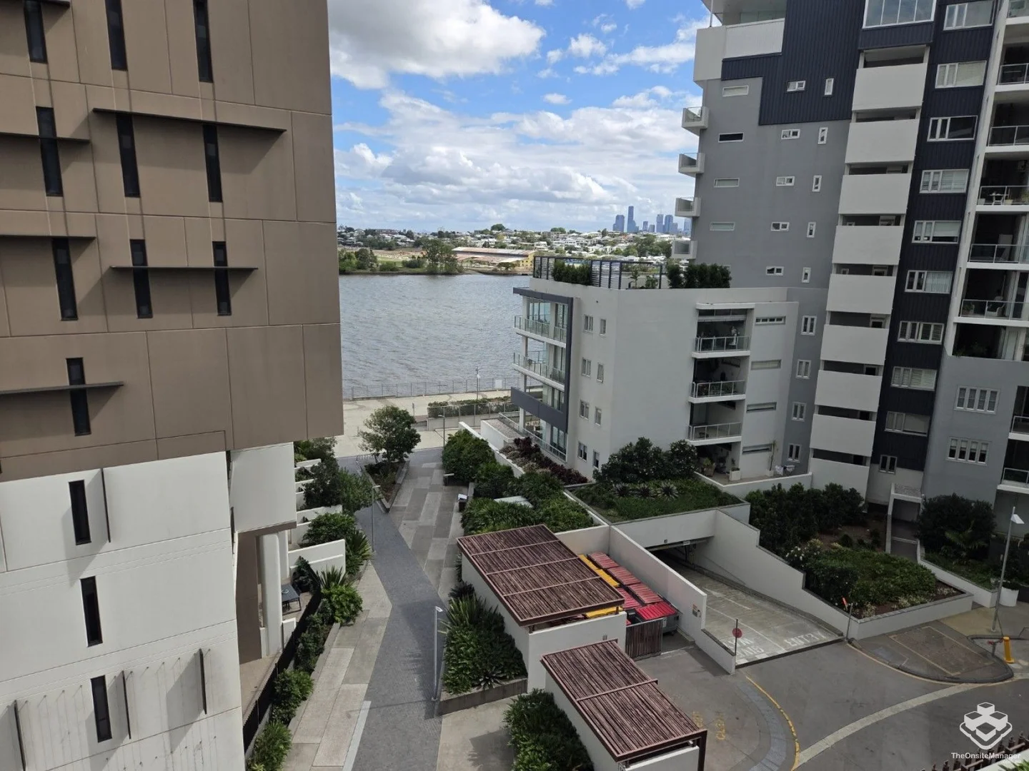 Additional image 7 of ID:21158122/37B Harbour Road, Hamilton QLD 4007