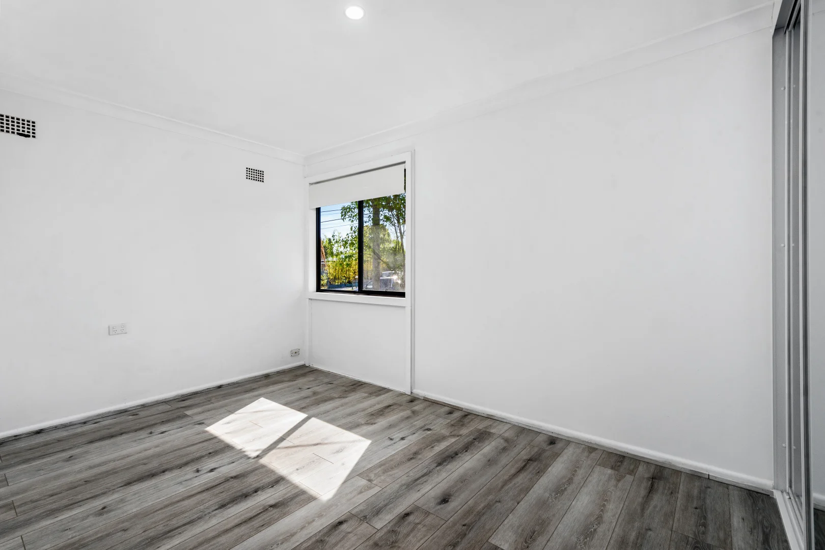 Additional image 4 of 29 Sandakan Crescent, Lethbridge Park NSW 2770