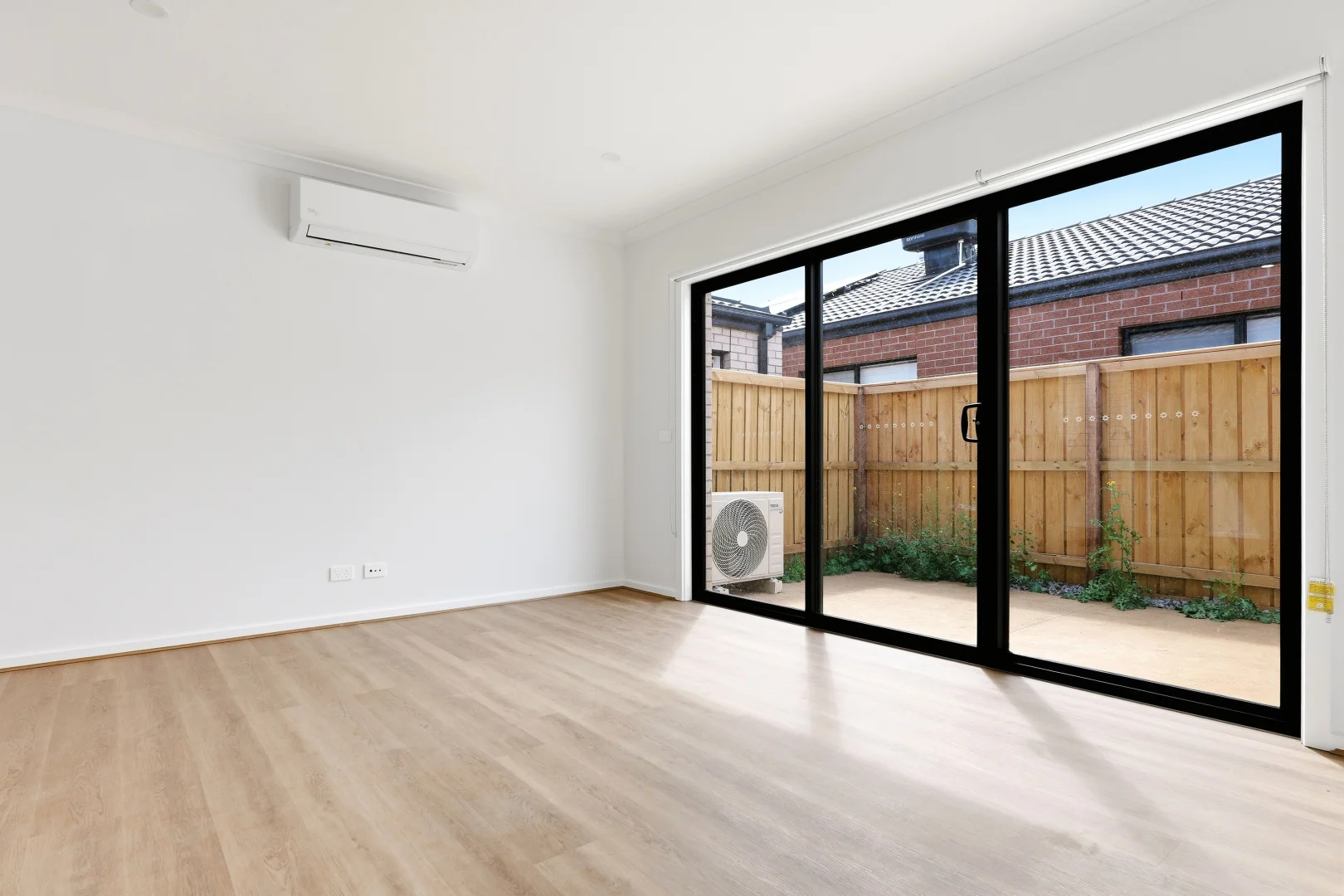 Additional image 10 of 1 Hanoverian Street, Aintree VIC 3336