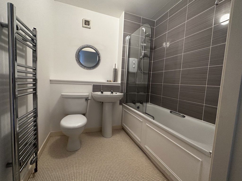 2 bed shared accommodation to rentYounger Gardens, Fife KY16 photo 4