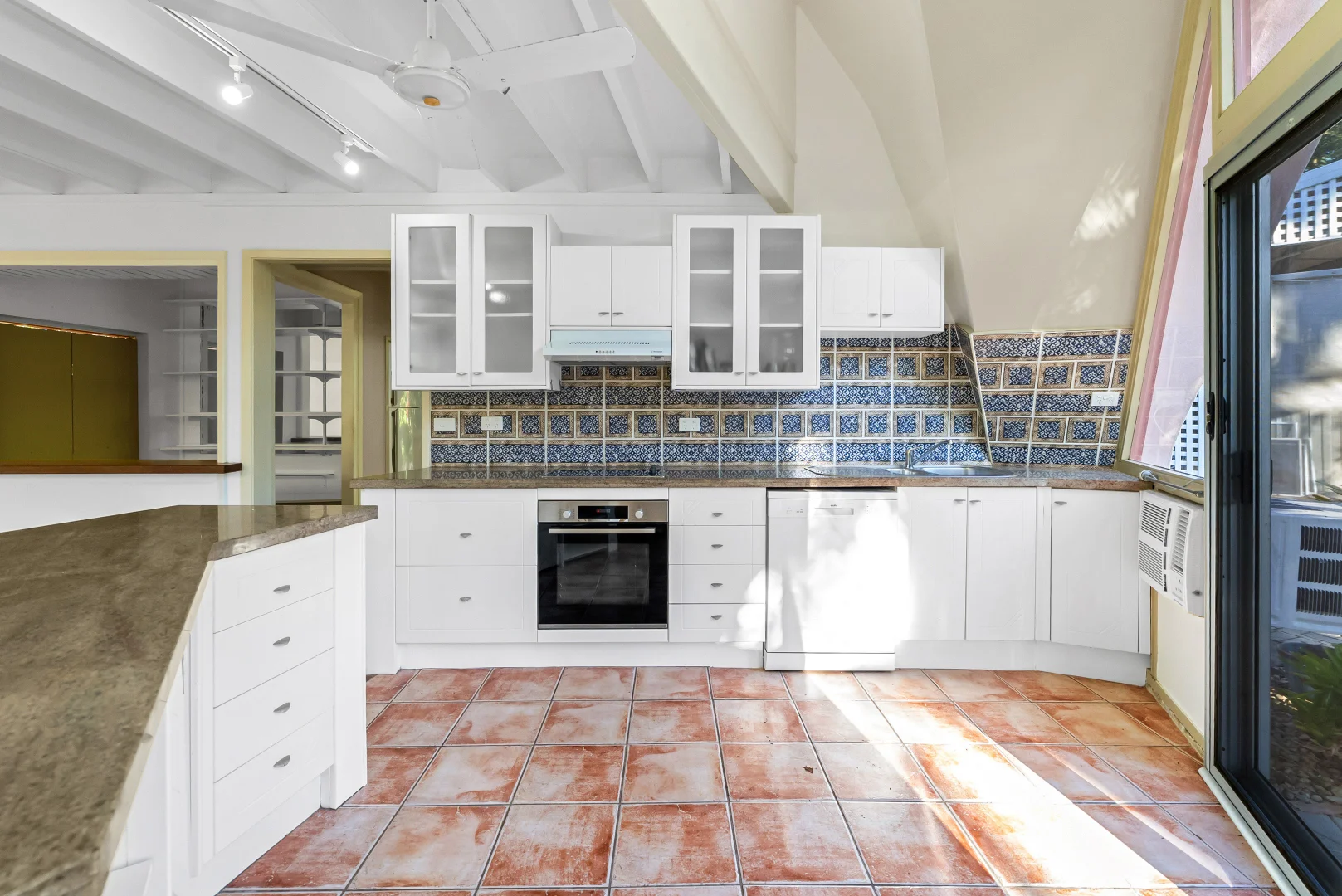Additional image 10 of 46 Rudder Close, Clifton Beach QLD 4879